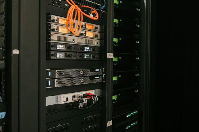 Racks de servidores para servicios en la nube
